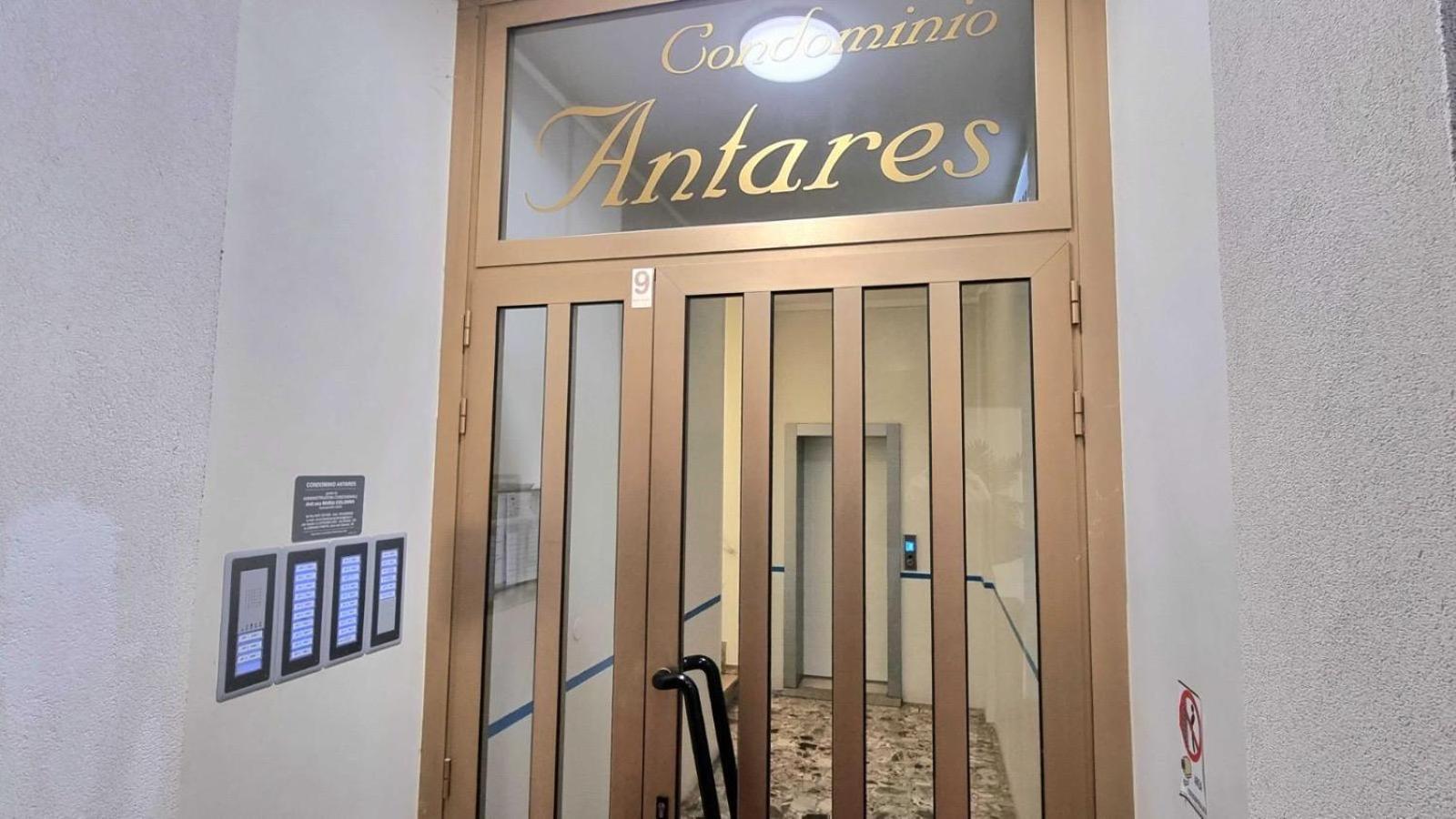 Antares - Piazza Fontana -