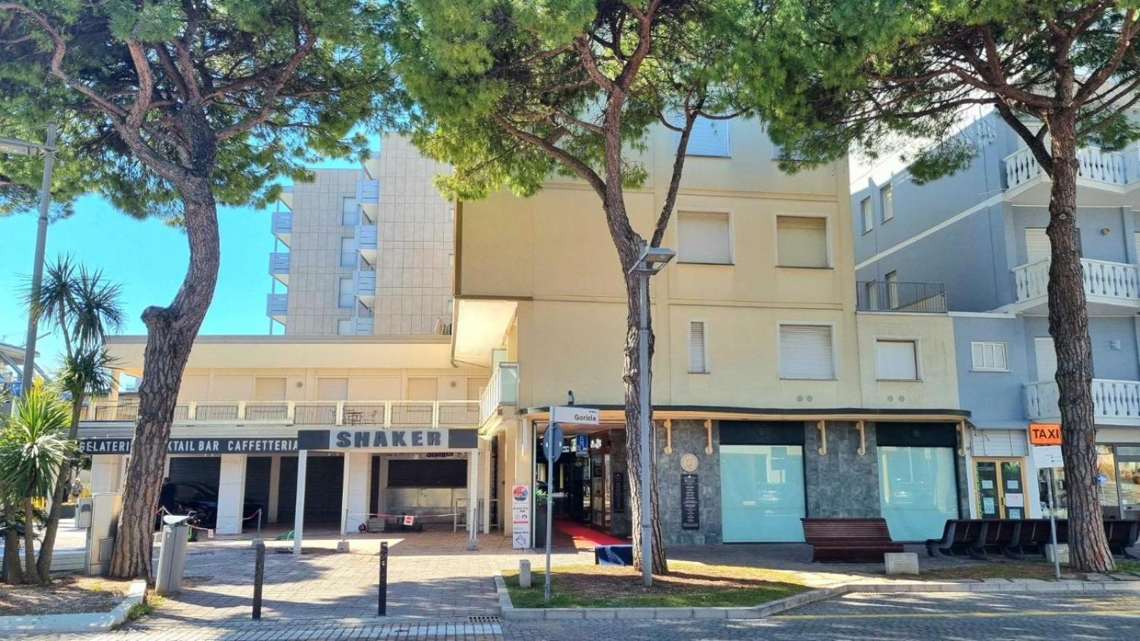 Antares - Piazza Fontana - Appartamento *